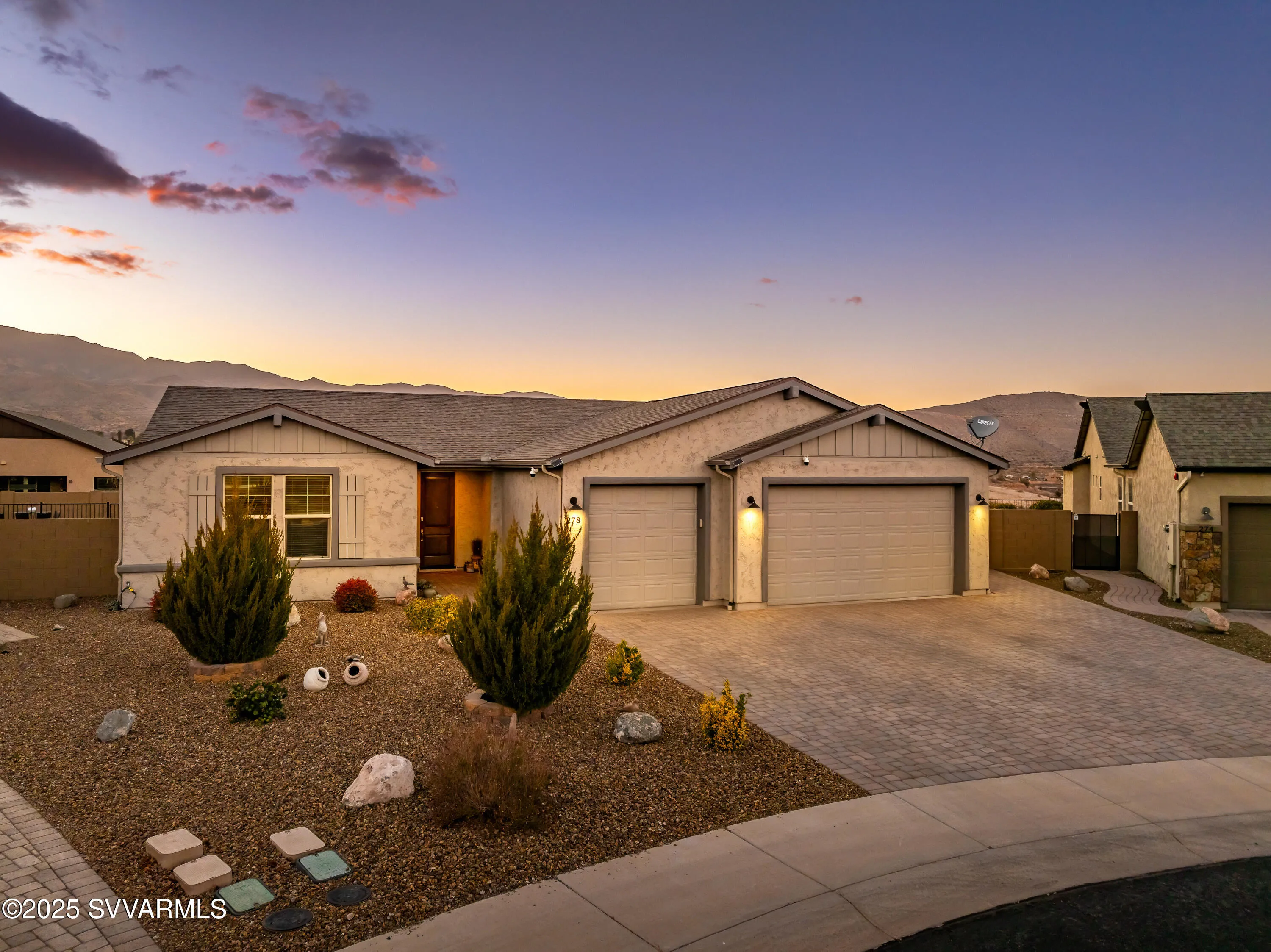 Clarkdale, Arizona 86324, United States, 3 Bedrooms Bedrooms, ,3 BathroomsBathrooms,Residential,Contingent,79934