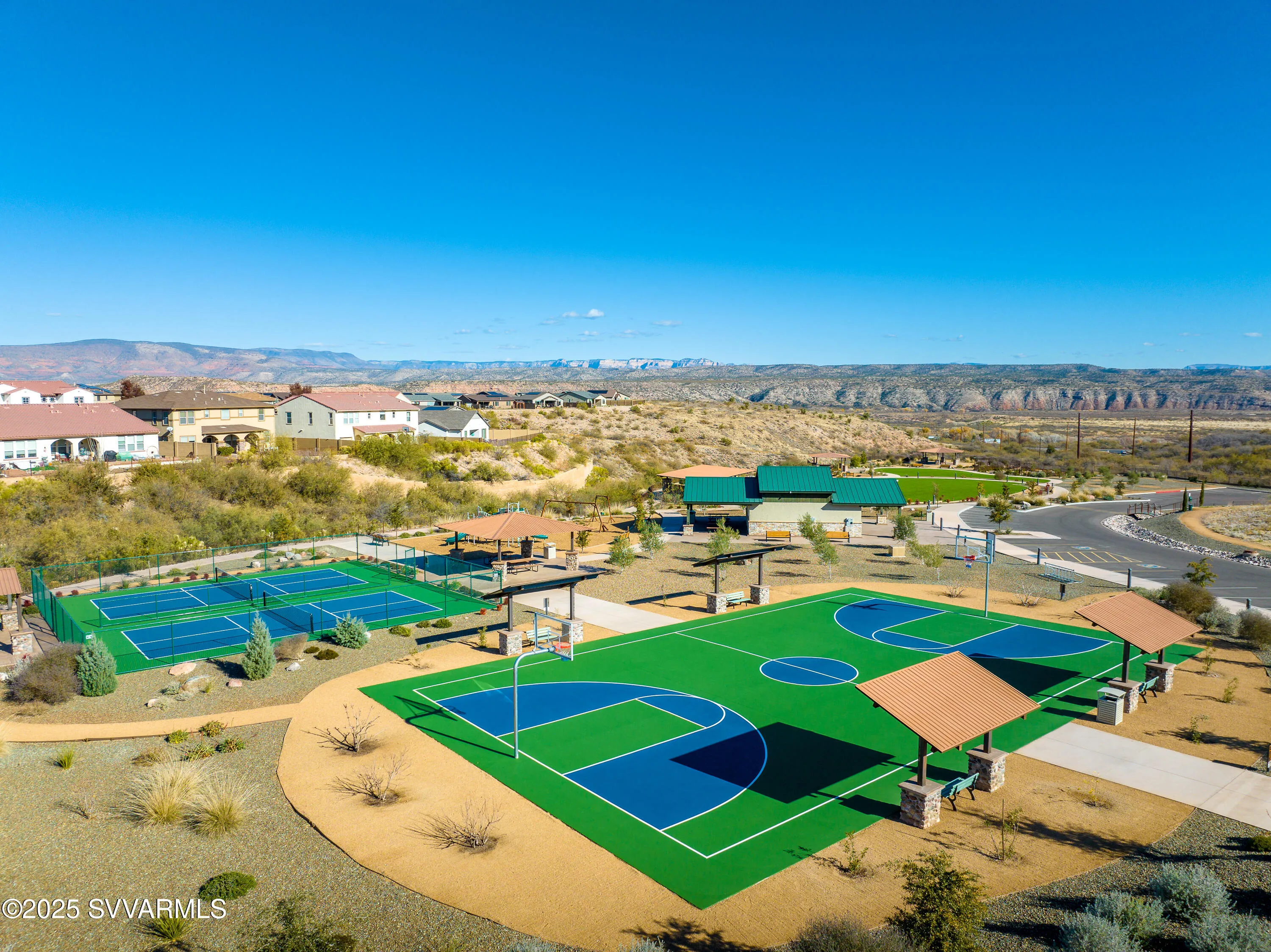 Clarkdale, Arizona 86324, United States, 3 Bedrooms Bedrooms, ,3 BathroomsBathrooms,Residential,Contingent,79934