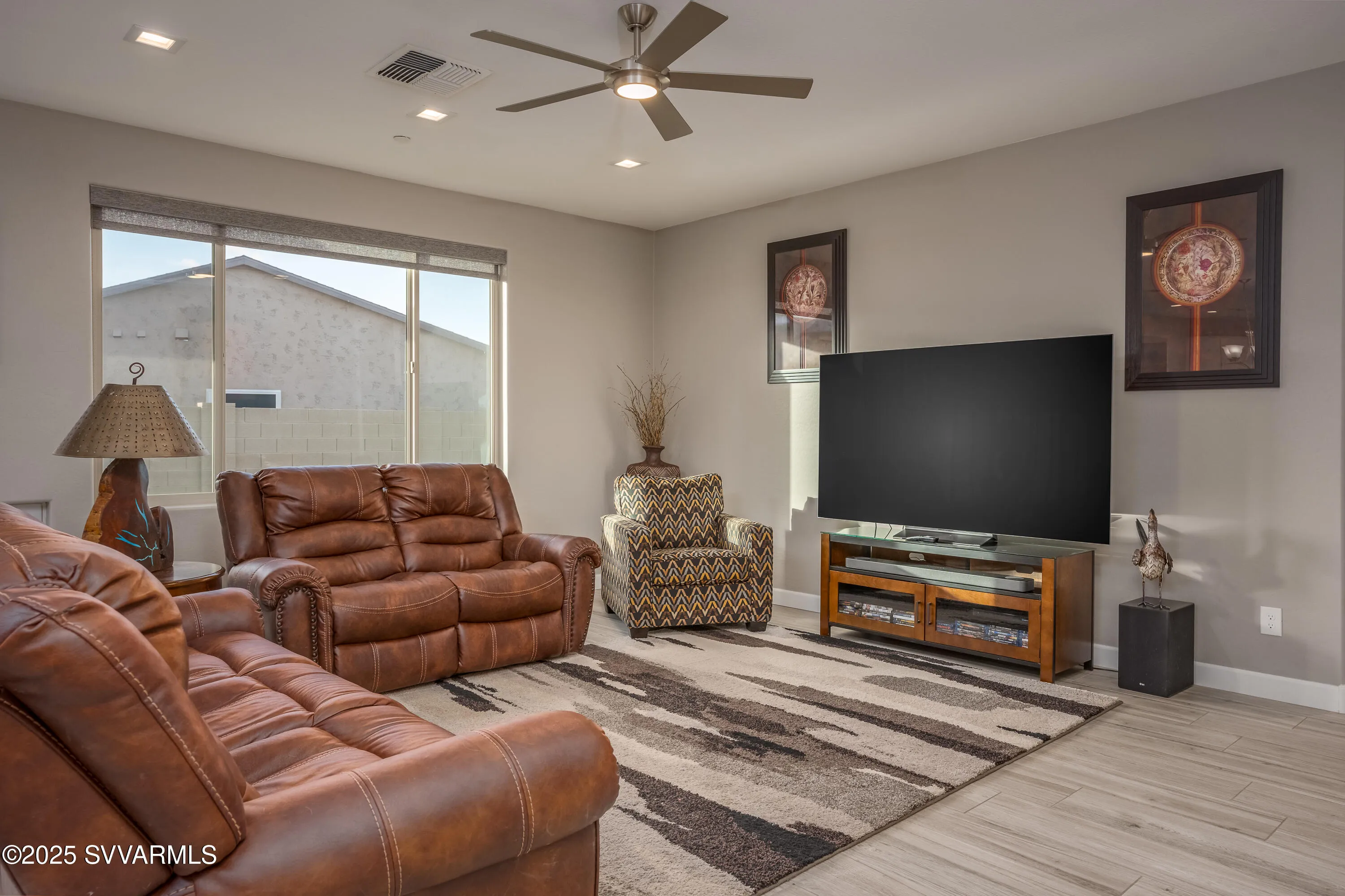 Clarkdale, Arizona 86324, United States, 3 Bedrooms Bedrooms, ,3 BathroomsBathrooms,Residential,Contingent,79934