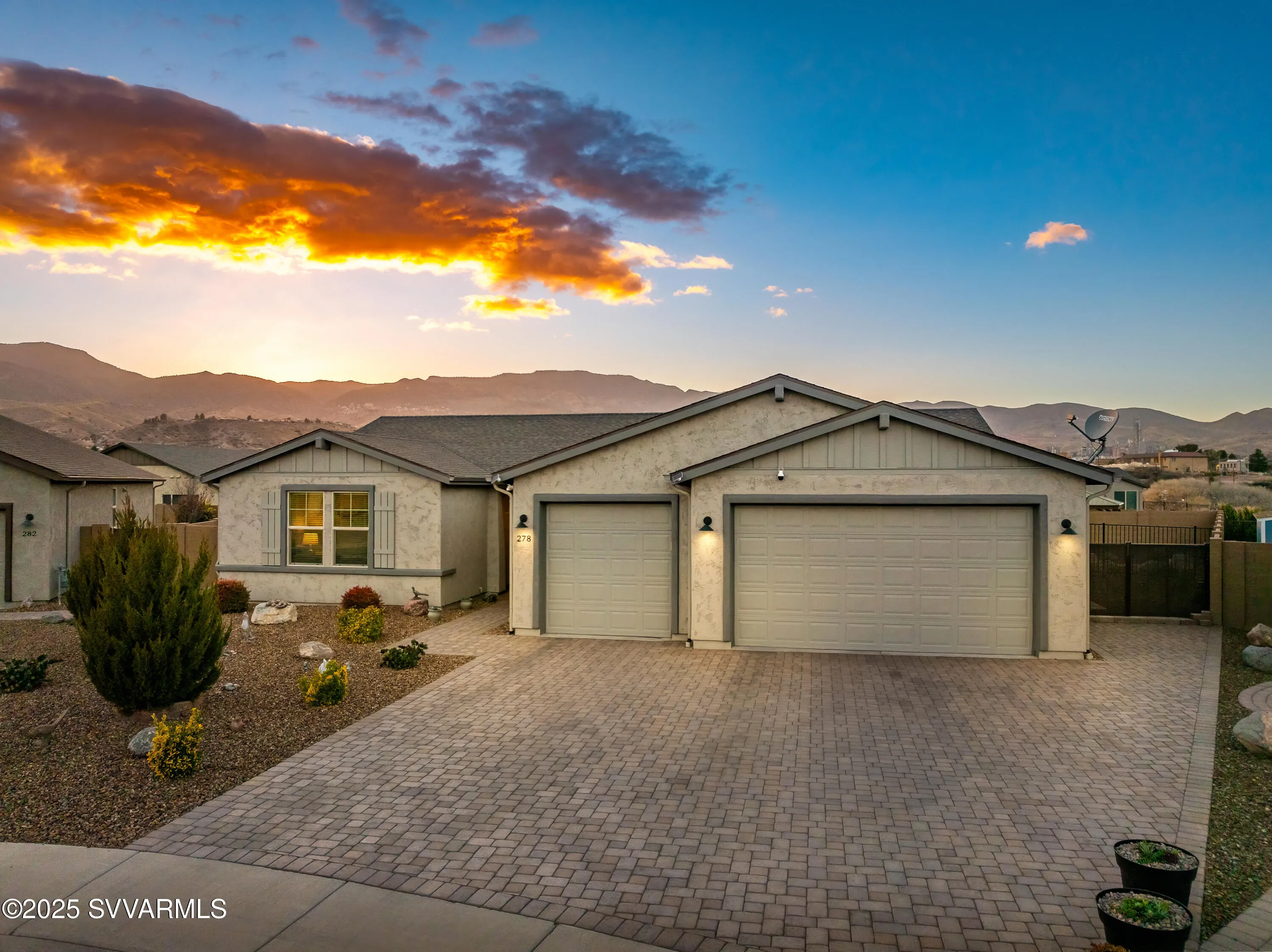 Clarkdale, Arizona 86324, United States, 3 Bedrooms Bedrooms, ,3 BathroomsBathrooms,Residential,Contingent,79934