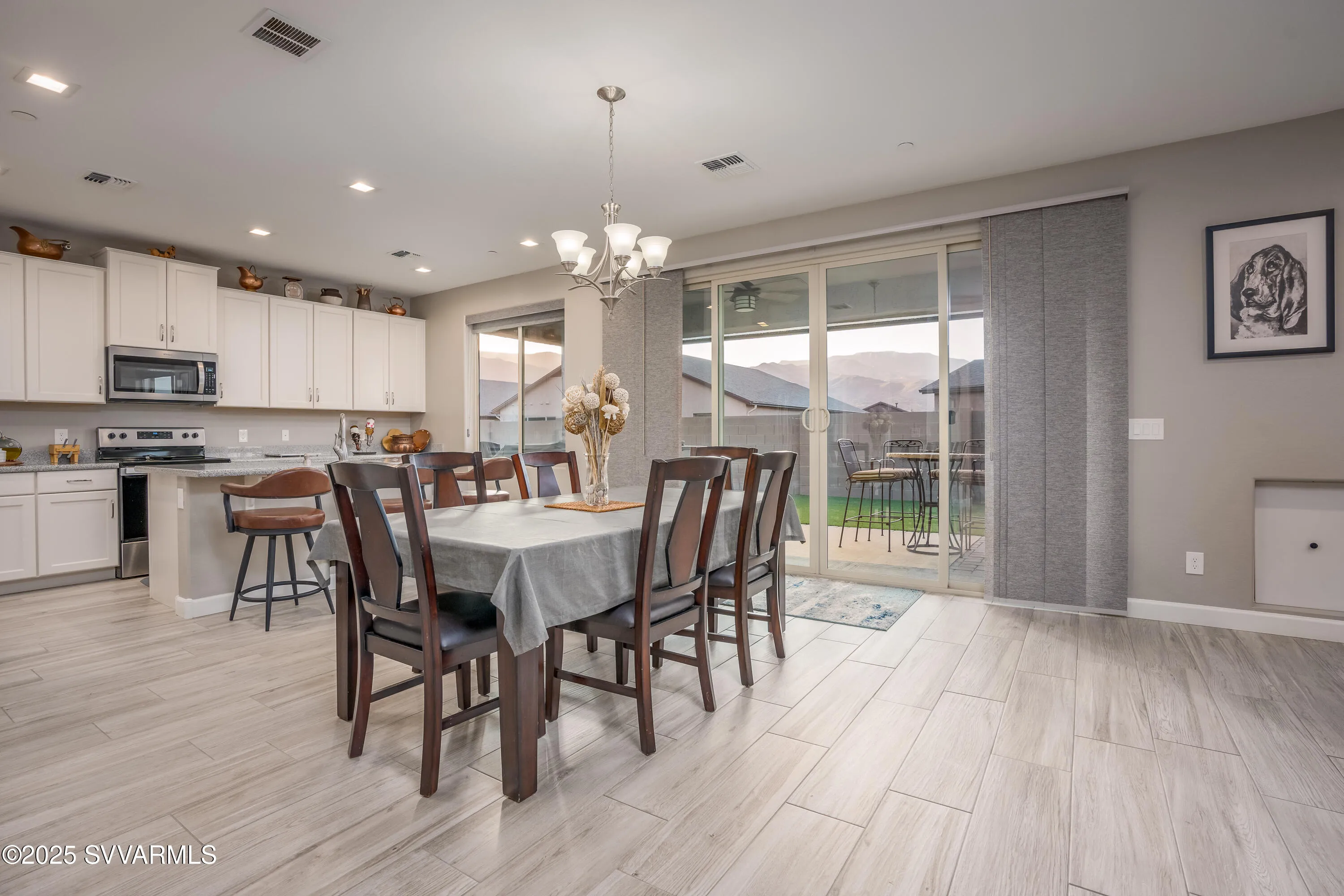 Clarkdale, Arizona 86324, United States, 3 Bedrooms Bedrooms, ,3 BathroomsBathrooms,Residential,Contingent,79934