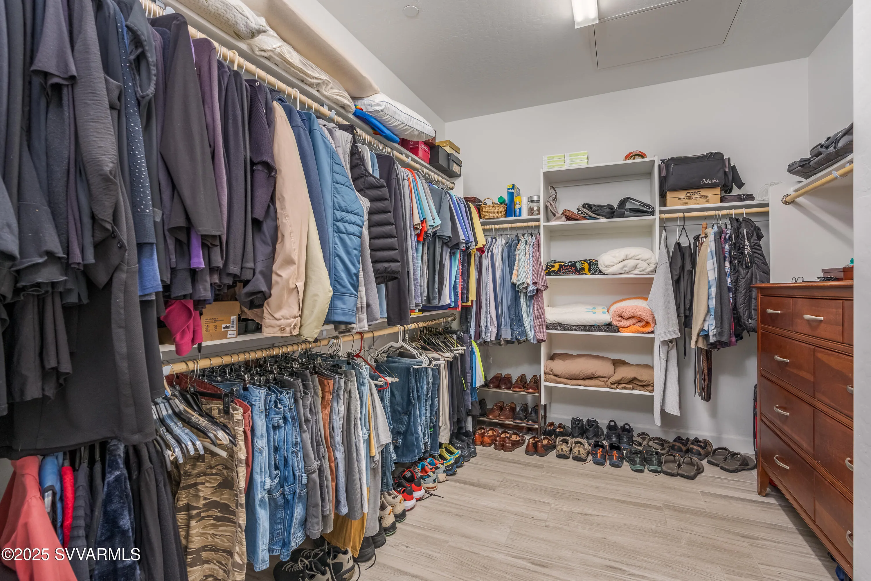 Clarkdale, Arizona 86324, United States, 3 Bedrooms Bedrooms, ,3 BathroomsBathrooms,Residential,Contingent,79934