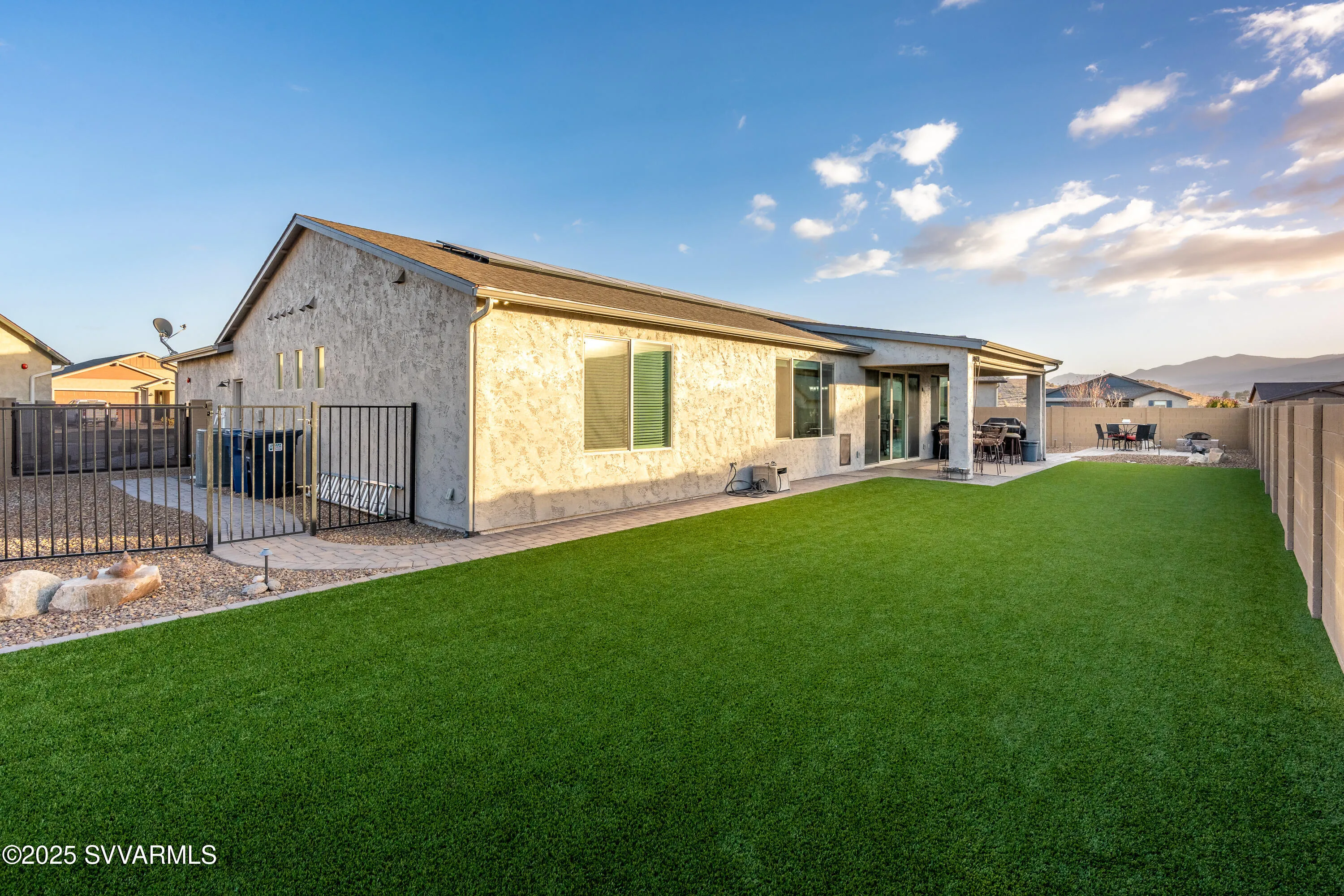 Clarkdale, Arizona 86324, United States, 3 Bedrooms Bedrooms, ,3 BathroomsBathrooms,Residential,Contingent,79934