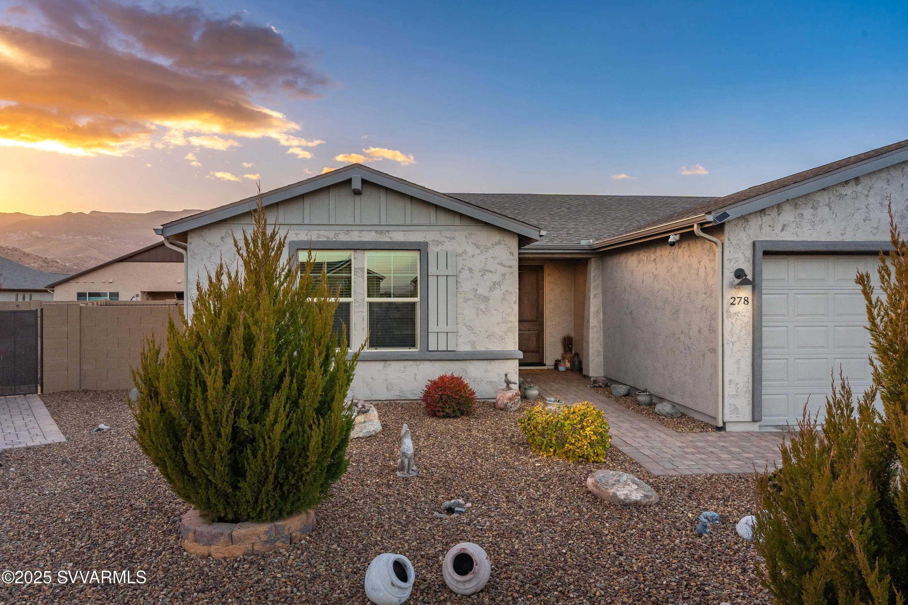 Clarkdale, Arizona 86324, United States, 3 Bedrooms Bedrooms, ,3 BathroomsBathrooms,Residential,Contingent,79934