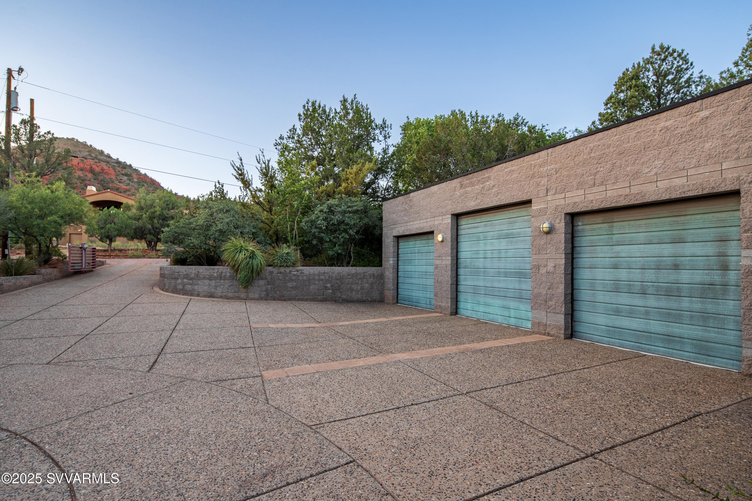 80 E Wing Drive
