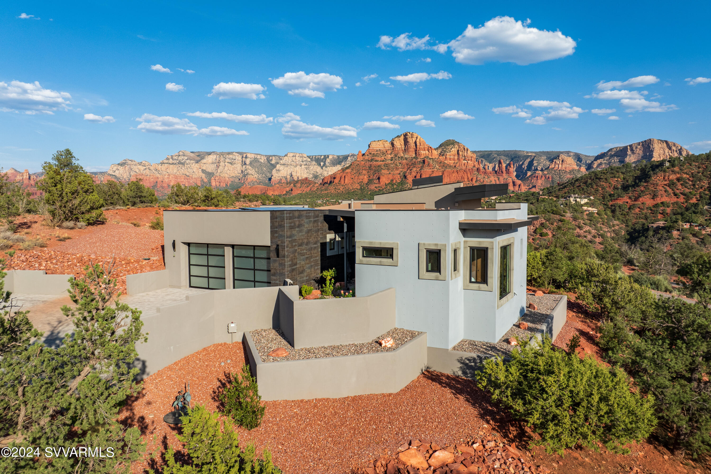 49 Summit Way