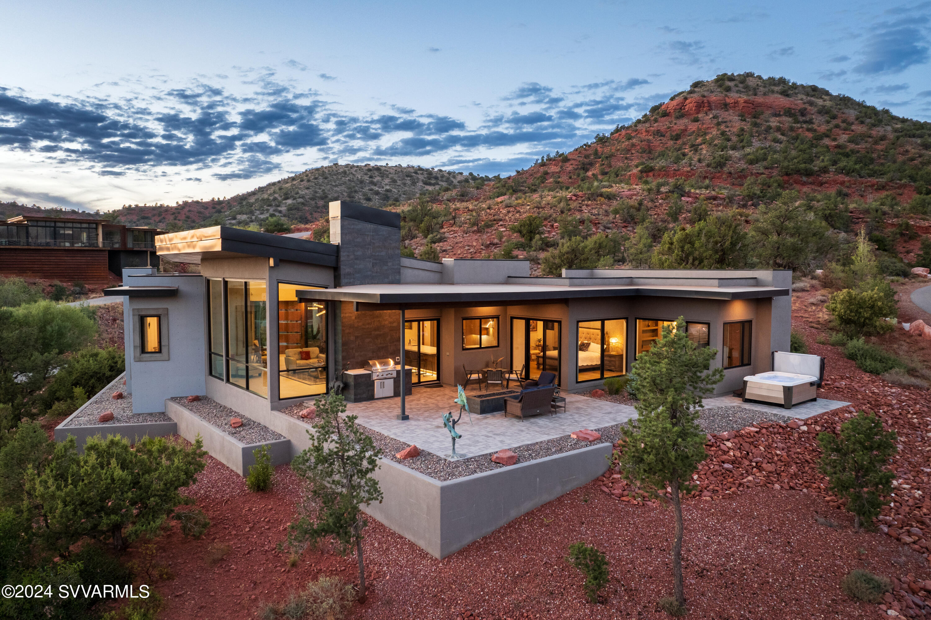 49 Summit Way