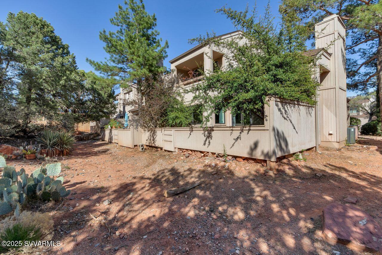 1380 Vista Montana Rd 22