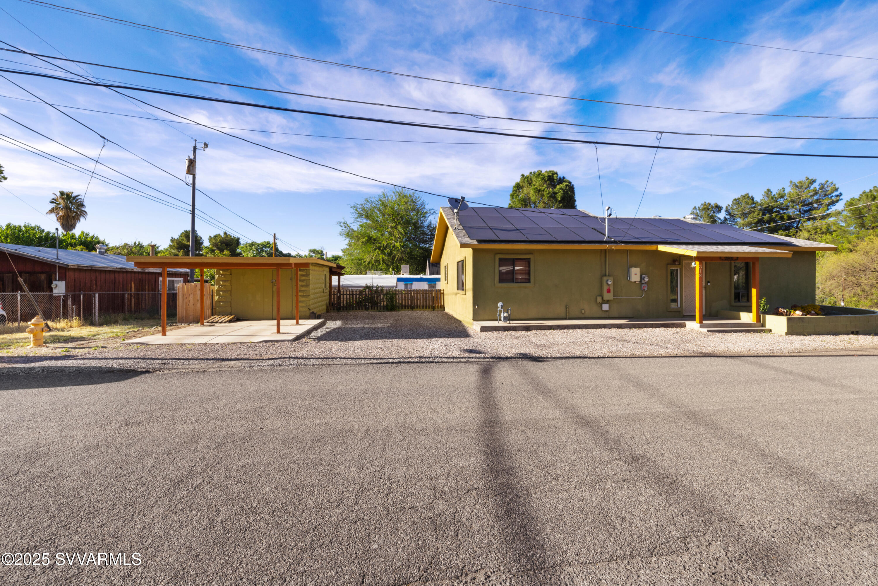 318 E Pinal St