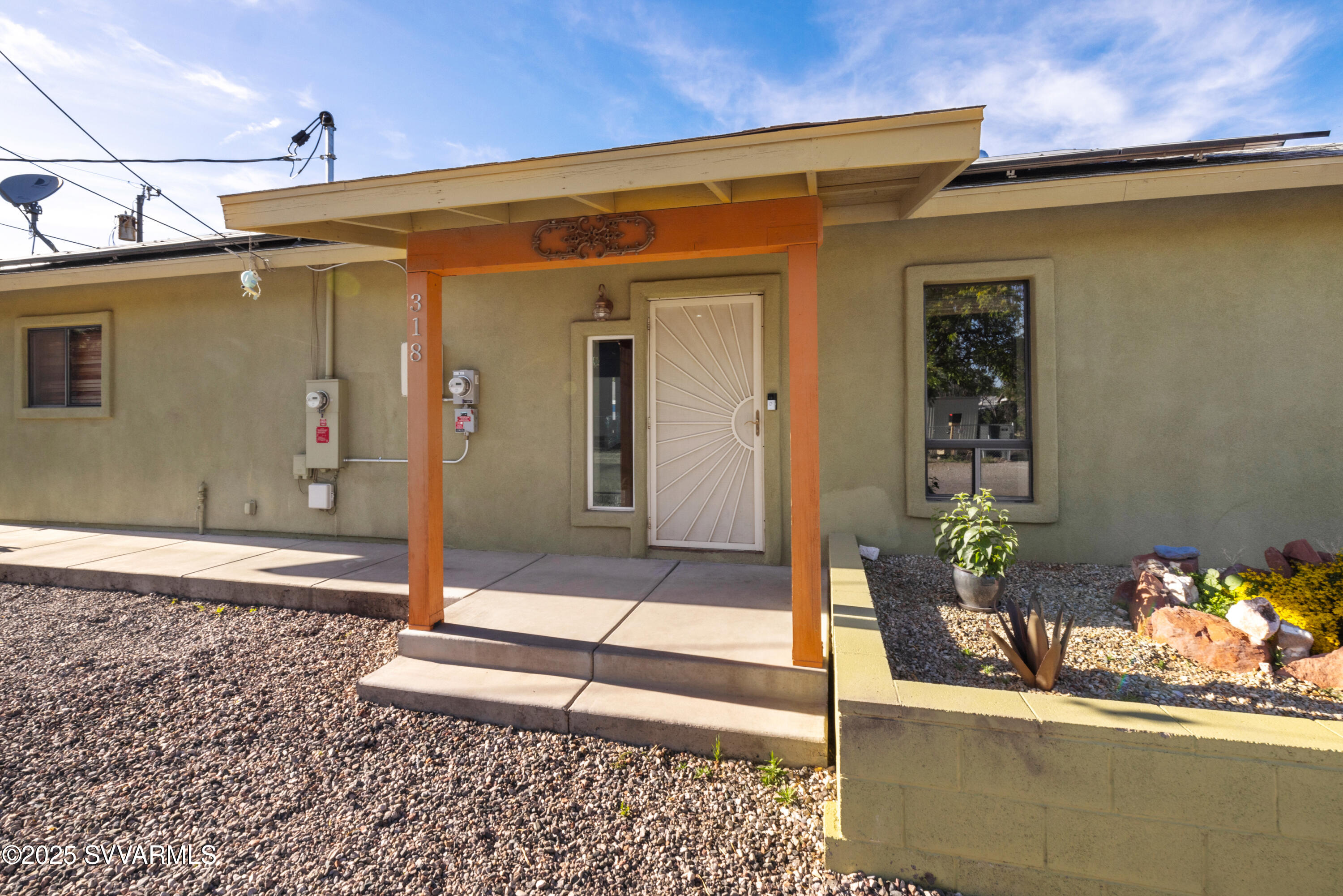 318 E Pinal St
