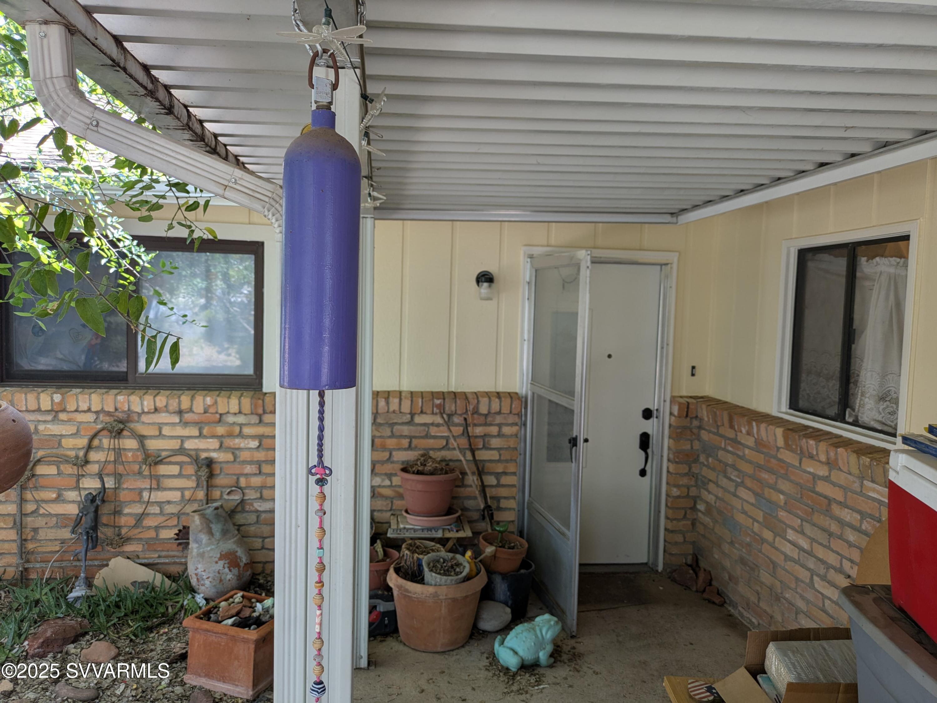 1239 Navajo Drive