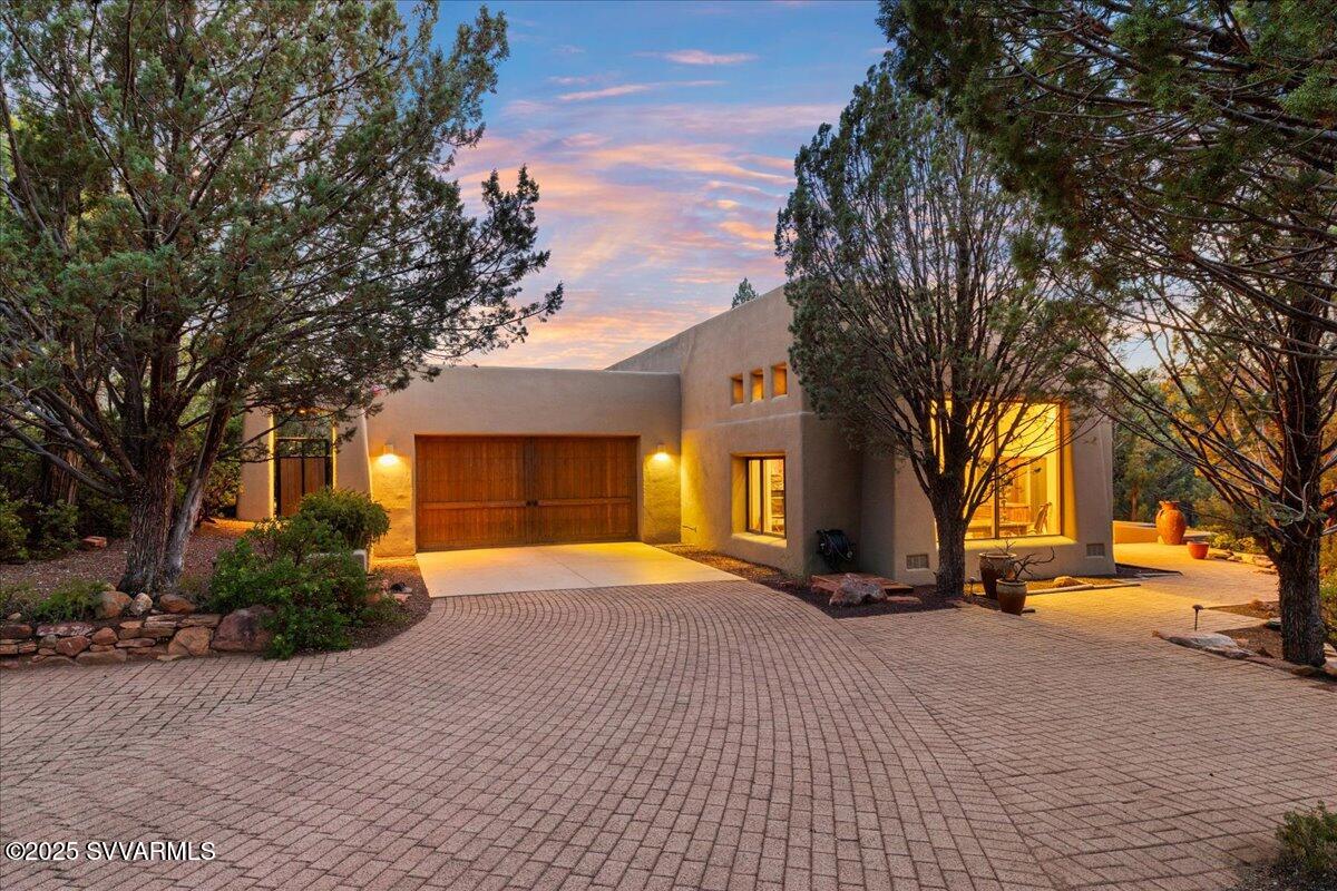 955 W Park Ridge Drive