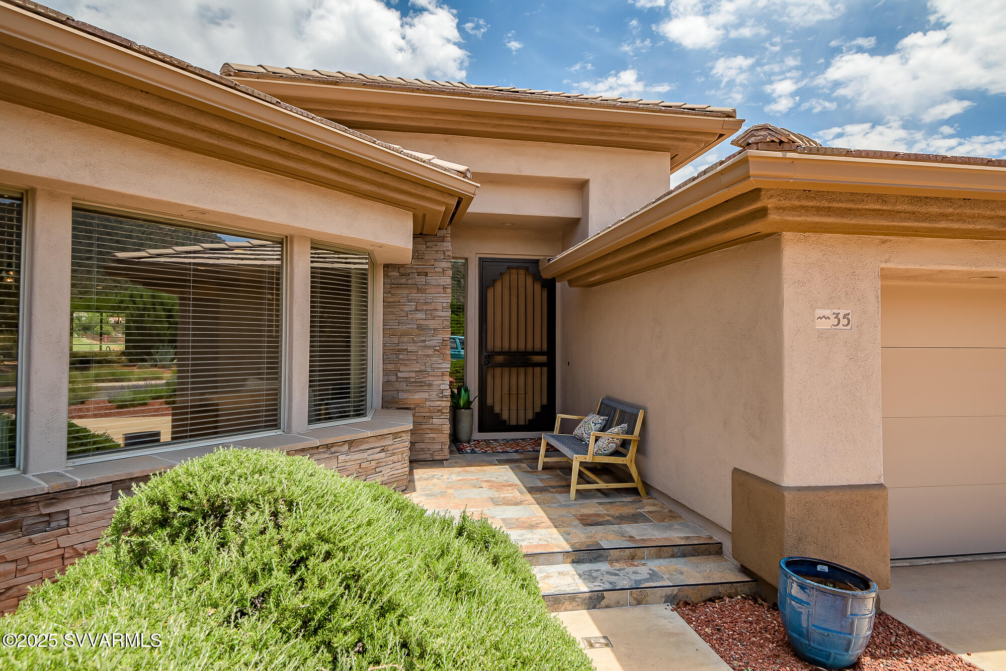 35 Bent Tree Court