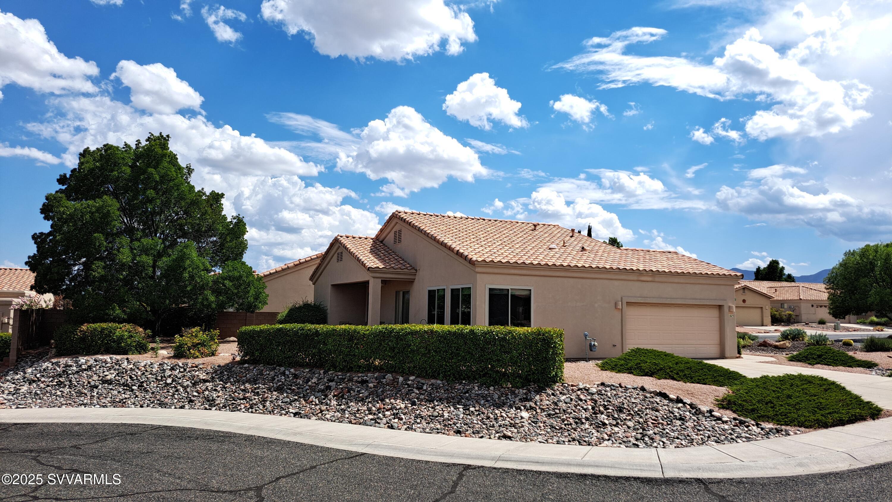 1615 E Crestview Circle