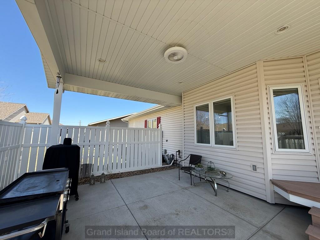 Grand Island, Nebraska 68803, United States, 4 Bedrooms Bedrooms, ,3 BathroomsBathrooms,Residential,Active,104644