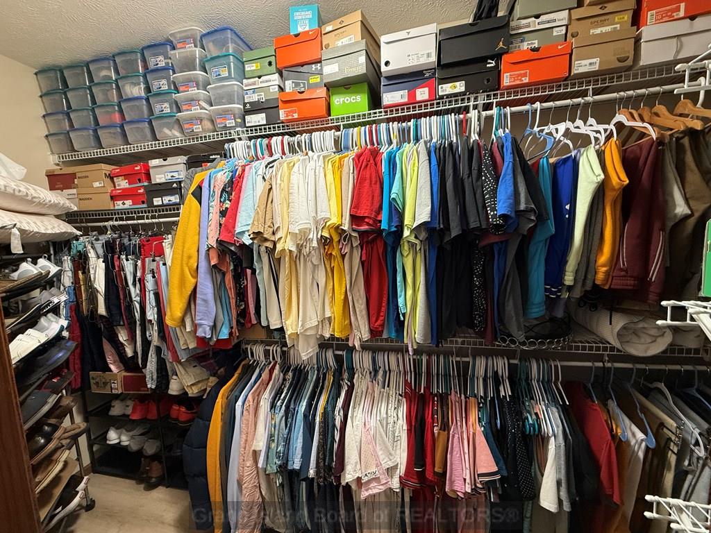 Grand Island, Nebraska 68803, United States, 4 Bedrooms Bedrooms, ,3 BathroomsBathrooms,Residential,Active,104644