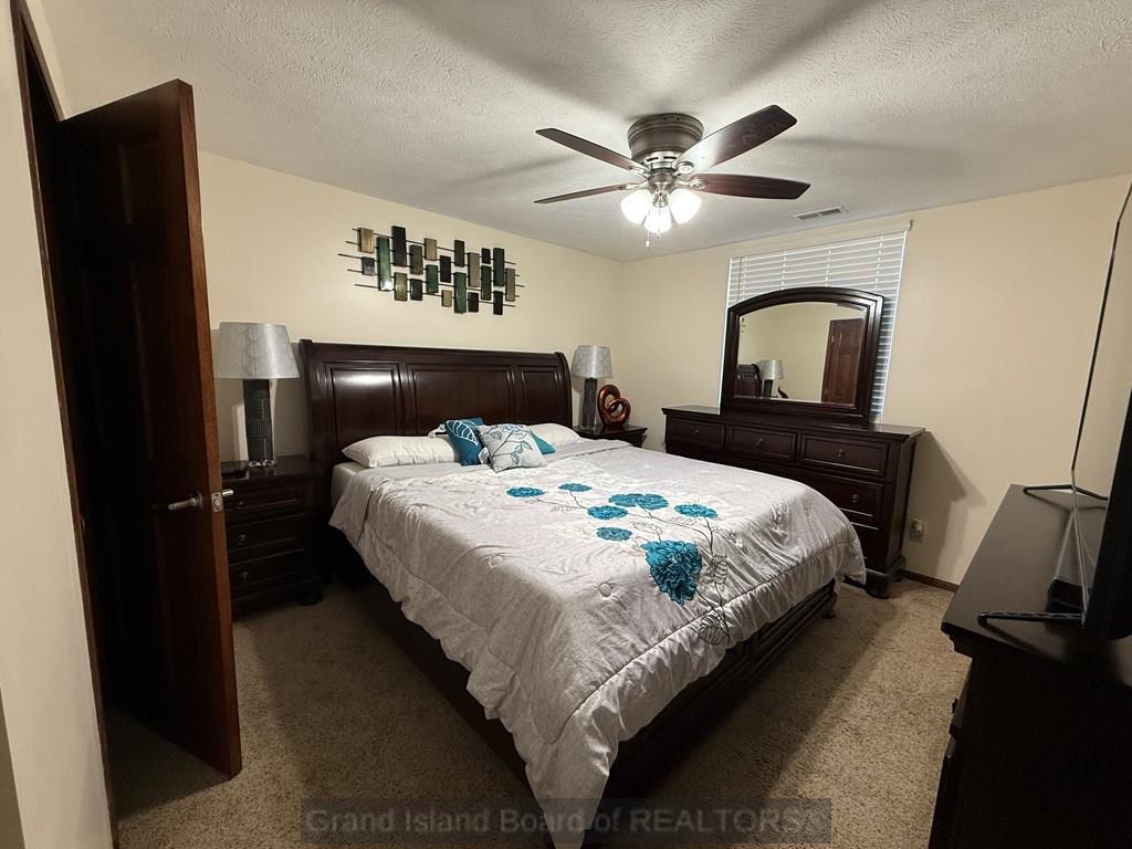 Grand Island, Nebraska 68803, United States, 4 Bedrooms Bedrooms, ,3 BathroomsBathrooms,Residential,Active,104644