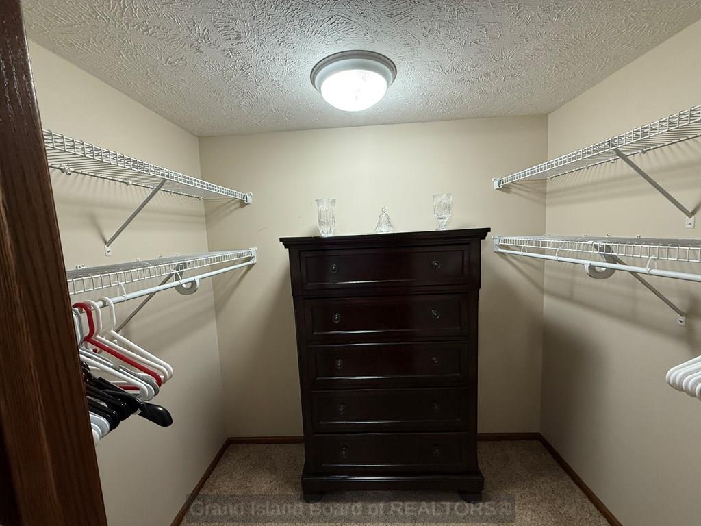 Grand Island, Nebraska 68803, United States, 4 Bedrooms Bedrooms, ,3 BathroomsBathrooms,Residential,Active,104644