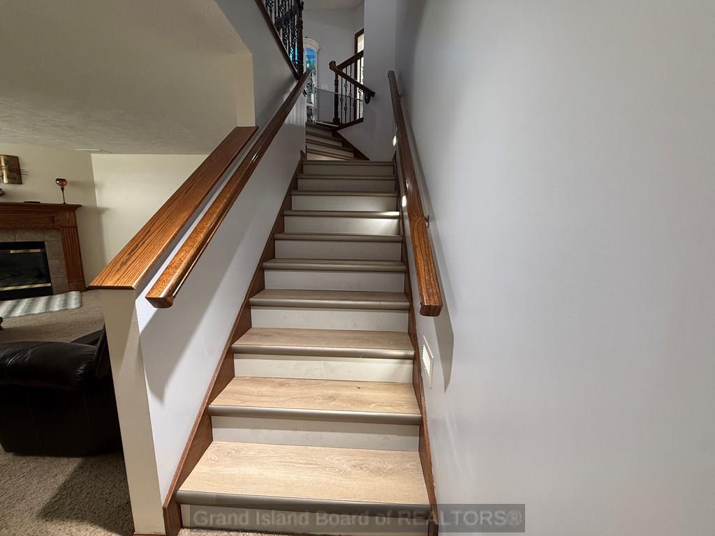 Grand Island, Nebraska 68803, United States, 4 Bedrooms Bedrooms, ,3 BathroomsBathrooms,Residential,Active,104644