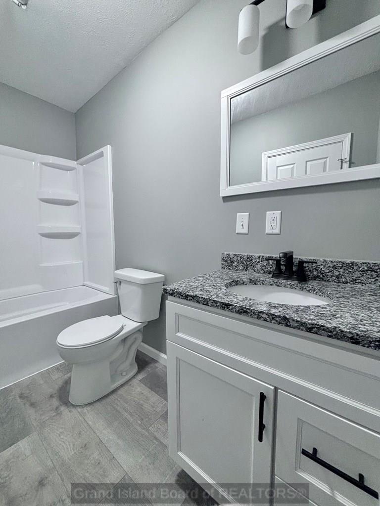 Doniphan, Nebraska 68832, United States, 4 Bedrooms Bedrooms, ,2 BathroomsBathrooms,Residential,Active,136916