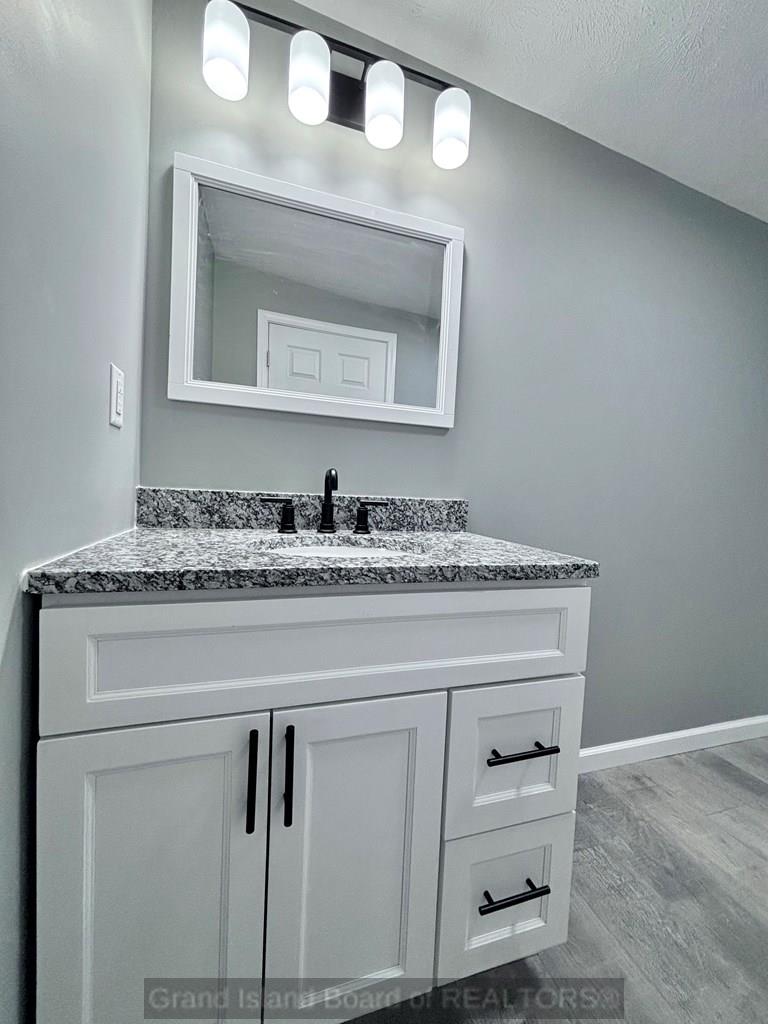 Doniphan, Nebraska 68832, United States, 4 Bedrooms Bedrooms, ,2 BathroomsBathrooms,Residential,Active,136916