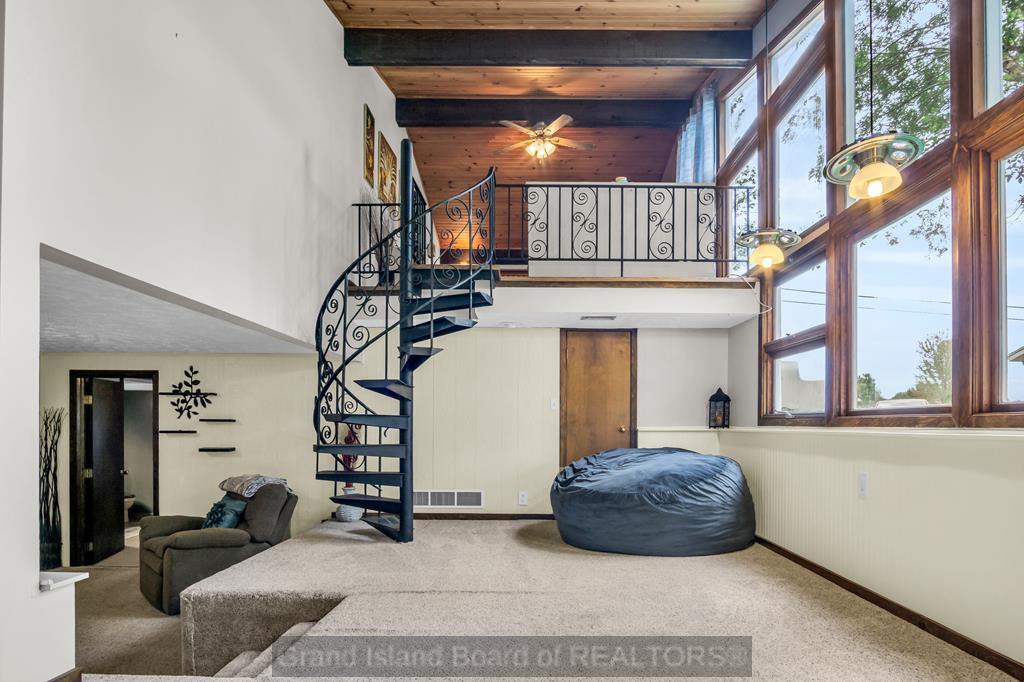 Grand Island, Nebraska 68803, United States, 3 Bedrooms Bedrooms, ,3 BathroomsBathrooms,Residential,Pending,36993