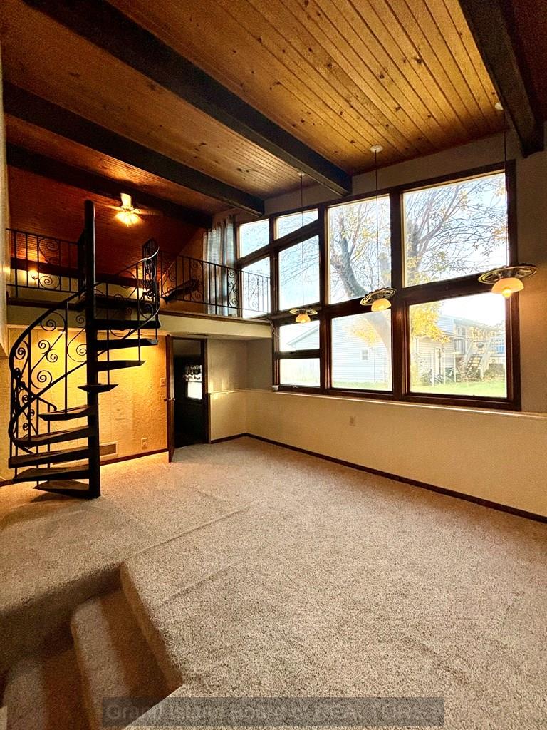 Grand Island, Nebraska 68803, United States, 3 Bedrooms Bedrooms, ,3 BathroomsBathrooms,Residential,Pending,36993