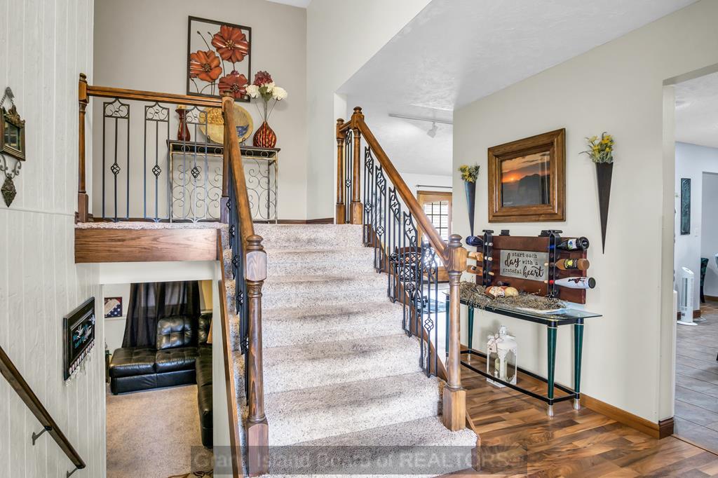 Grand Island, Nebraska 68803, United States, 3 Bedrooms Bedrooms, ,3 BathroomsBathrooms,Residential,Pending,36993