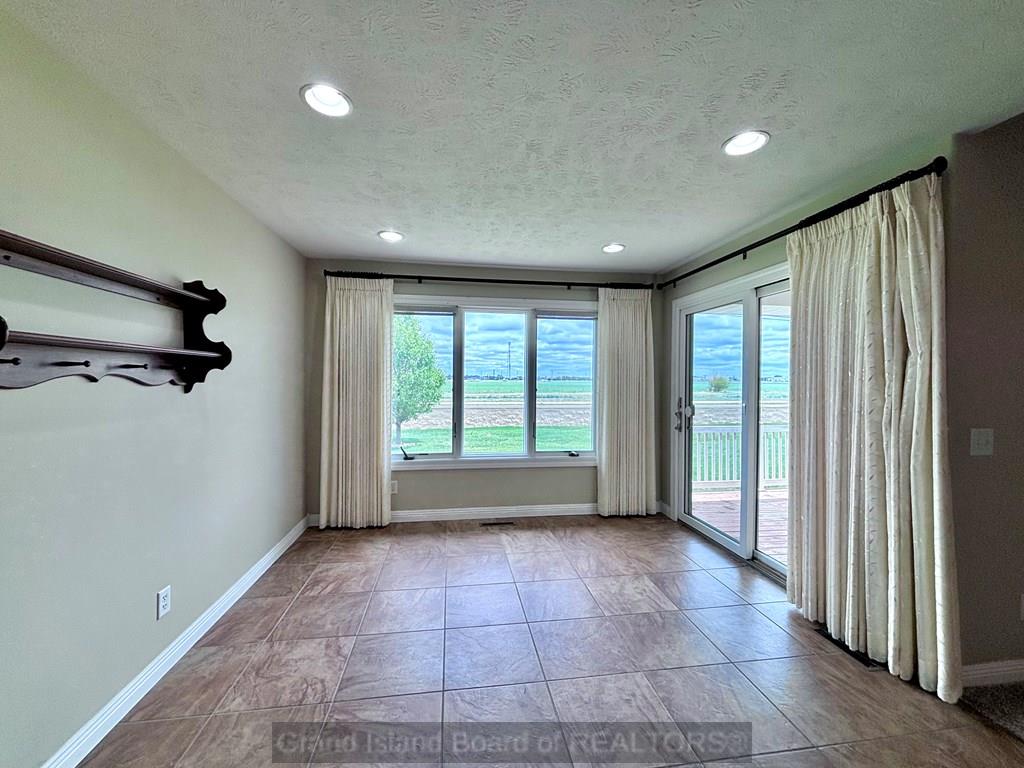 Grand Island, Nebraska 68803, United States, 3 Bedrooms Bedrooms, ,3 BathroomsBathrooms,Residential,Active,136441