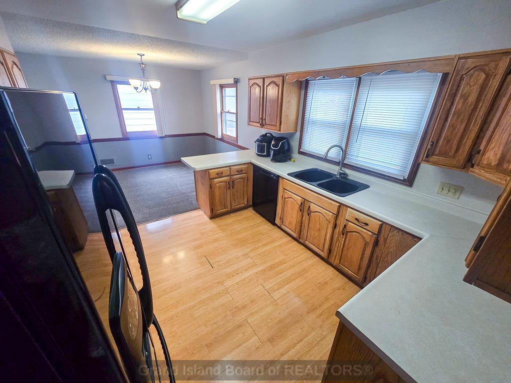 Hastings, Nebraska 68901, United States, 3 Bedrooms Bedrooms, ,2 BathroomsBathrooms,Residential,Active,196193