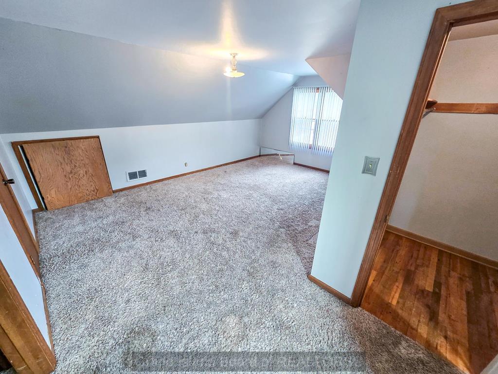 Hastings, Nebraska 68901, United States, 3 Bedrooms Bedrooms, ,2 BathroomsBathrooms,Residential,Active,196193