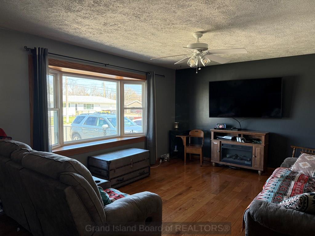 Grand Island, Nebraska 68803, United States, 3 Bedrooms Bedrooms, ,2 BathroomsBathrooms,Residential,Pending,103986