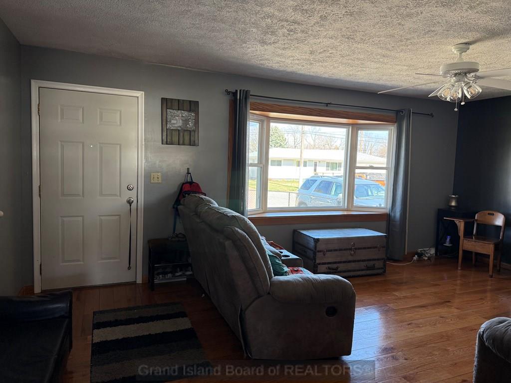 Grand Island, Nebraska 68803, United States, 3 Bedrooms Bedrooms, ,2 BathroomsBathrooms,Residential,Pending,103986