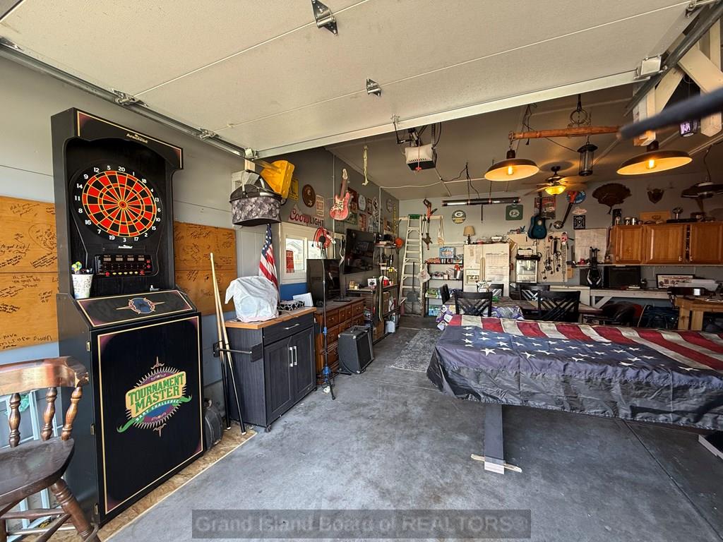 Grand Island, Nebraska 68803, United States, 3 Bedrooms Bedrooms, ,2 BathroomsBathrooms,Residential,Pending,103986