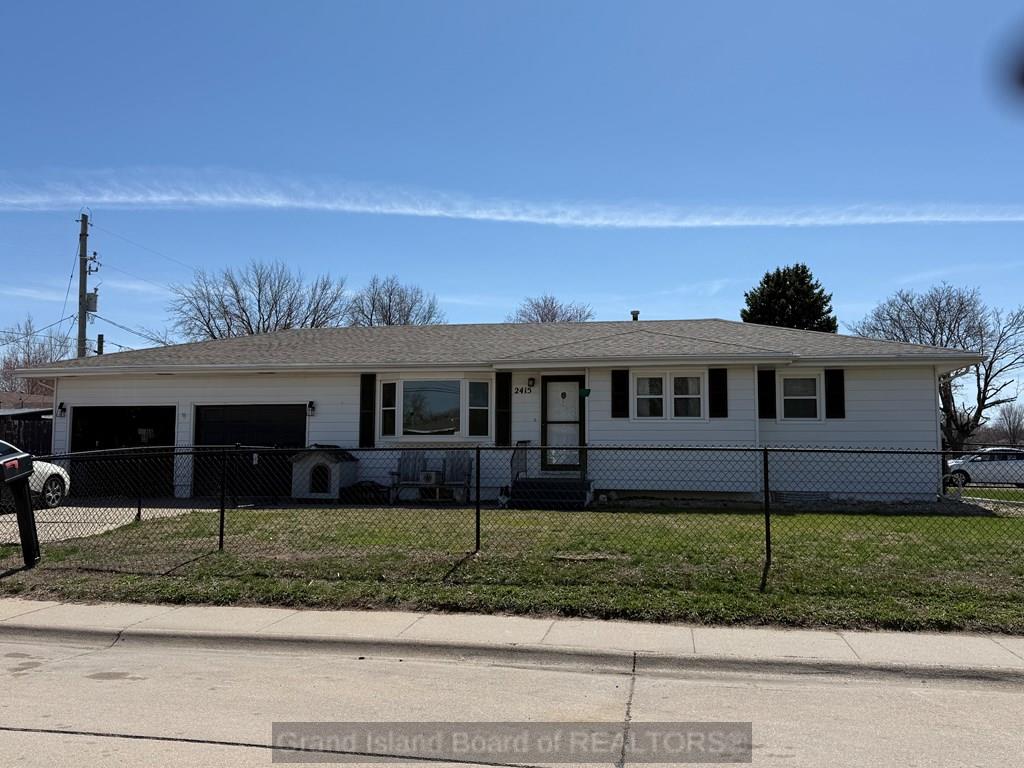 Grand Island, Nebraska 68803, United States, 3 Bedrooms Bedrooms, ,2 BathroomsBathrooms,Residential,Pending,103986