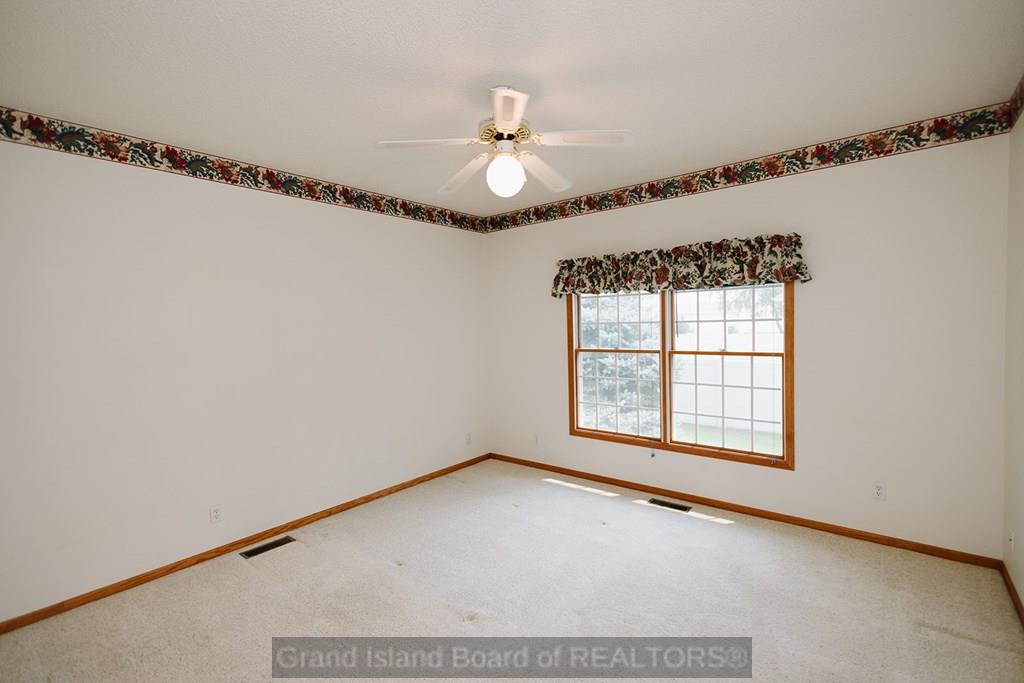 Grand Island, Nebraska 68803, United States, 3 Bedrooms Bedrooms, ,3 BathroomsBathrooms,Residential,Active,187862