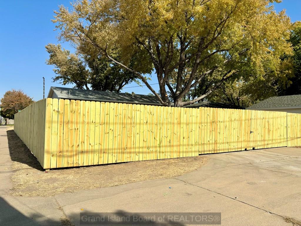 Grand Island, Nebraska 68803, United States, 3 Bedrooms Bedrooms, ,2 BathroomsBathrooms,Residential,Pending,38235