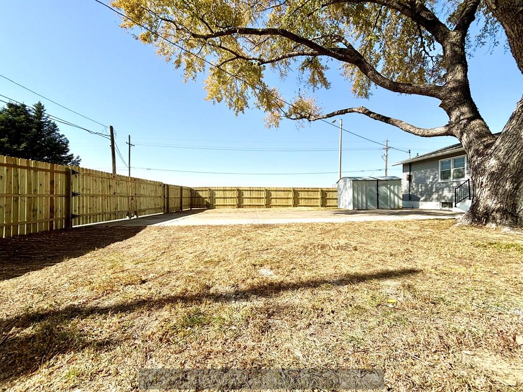 Grand Island, Nebraska 68803, United States, 3 Bedrooms Bedrooms, ,2 BathroomsBathrooms,Residential,Pending,38235