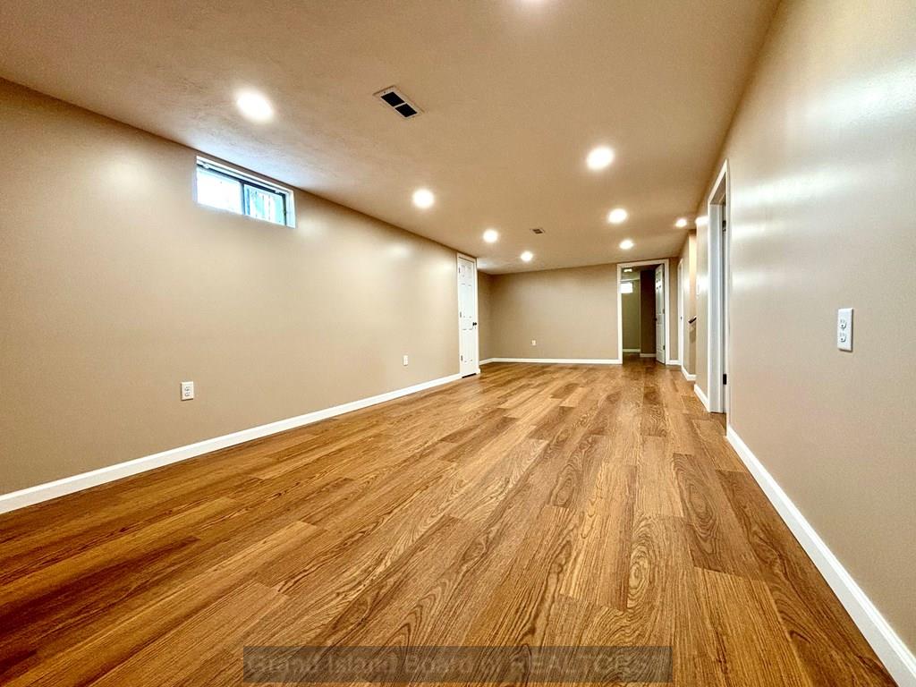 Grand Island, Nebraska 68803, United States, 3 Bedrooms Bedrooms, ,2 BathroomsBathrooms,Residential,Pending,38235