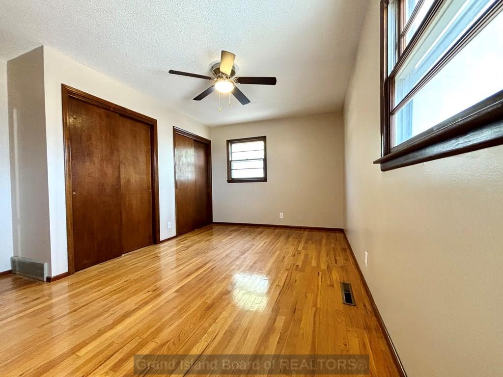 Grand Island, Nebraska 68803, United States, 3 Bedrooms Bedrooms, ,2 BathroomsBathrooms,Residential,Pending,38235