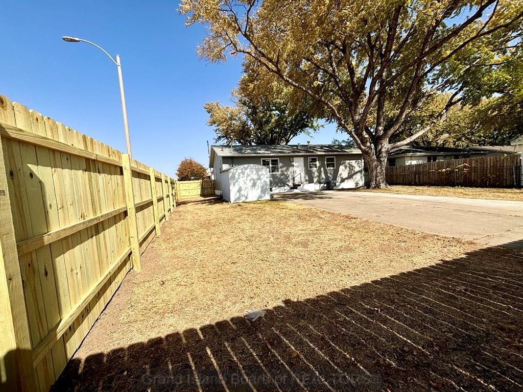 Grand Island, Nebraska 68803, United States, 3 Bedrooms Bedrooms, ,2 BathroomsBathrooms,Residential,Pending,38235