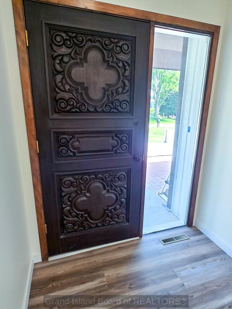 Grand Island, Nebraska 68801, United States, 4 Bedrooms Bedrooms, ,3 BathroomsBathrooms,Residential,Active,206481