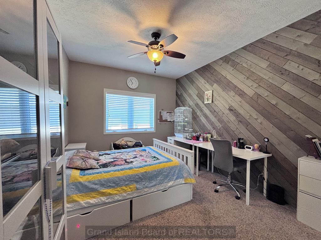 Grand Island, Nebraska 68801, United States, 5 Bedrooms Bedrooms, ,3 BathroomsBathrooms,Residential,Active,241688