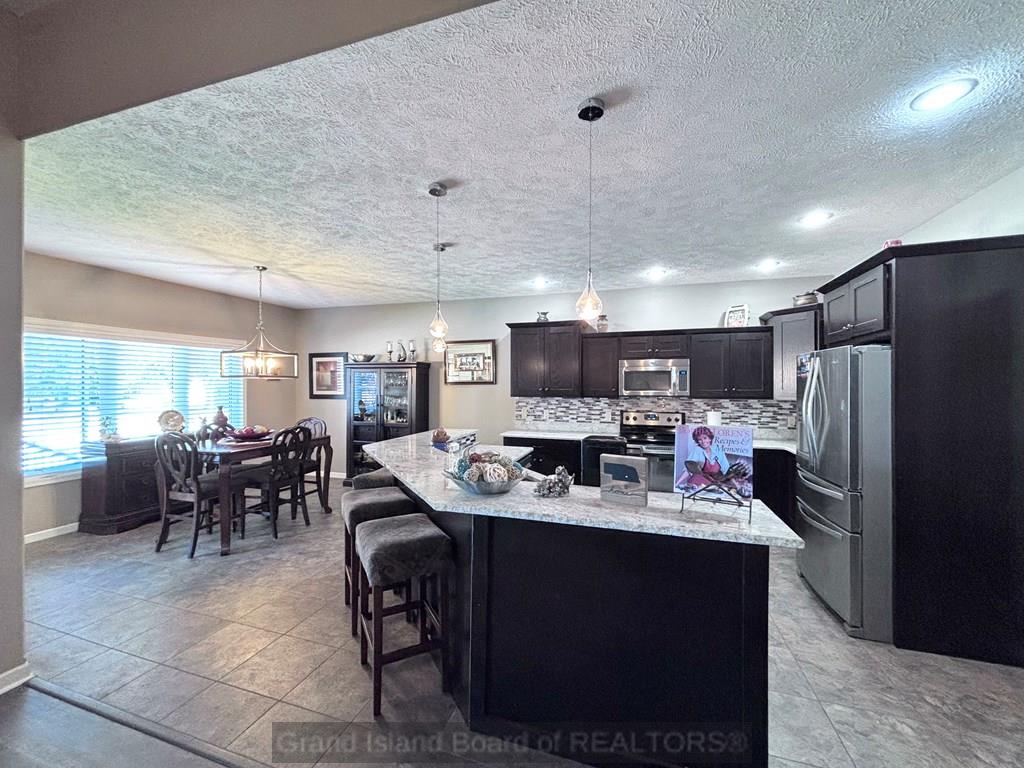 Grand Island, Nebraska 68801, United States, 5 Bedrooms Bedrooms, ,3 BathroomsBathrooms,Residential,Active,241688