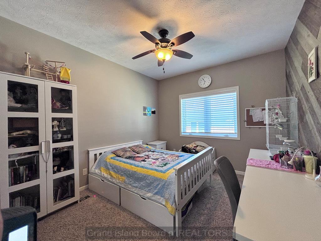 Grand Island, Nebraska 68801, United States, 5 Bedrooms Bedrooms, ,3 BathroomsBathrooms,Residential,Active,241688