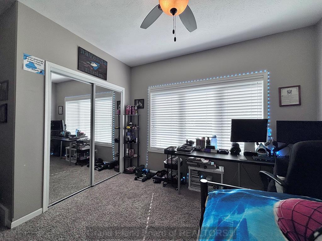 Grand Island, Nebraska 68801, United States, 5 Bedrooms Bedrooms, ,3 BathroomsBathrooms,Residential,Active,241688