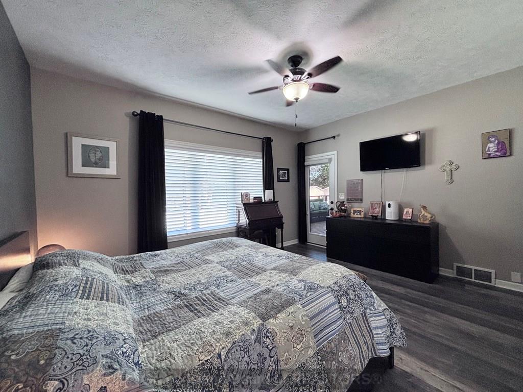 Grand Island, Nebraska 68801, United States, 5 Bedrooms Bedrooms, ,3 BathroomsBathrooms,Residential,Active,241688