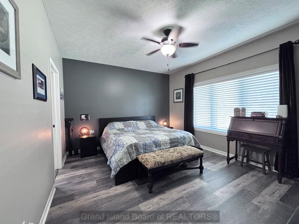 Grand Island, Nebraska 68801, United States, 5 Bedrooms Bedrooms, ,3 BathroomsBathrooms,Residential,Active,241688