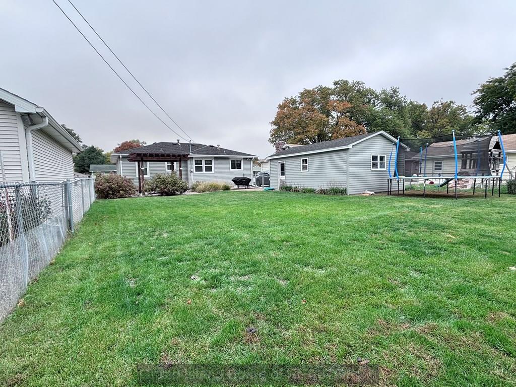 Grand Island, Nebraska 68801, United States, 2 Bedrooms Bedrooms, ,2 BathroomsBathrooms,Residential,Active,236502