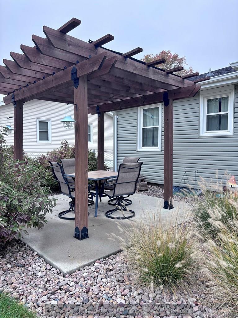 Grand Island, Nebraska 68801, United States, 2 Bedrooms Bedrooms, ,2 BathroomsBathrooms,Residential,Active,236502